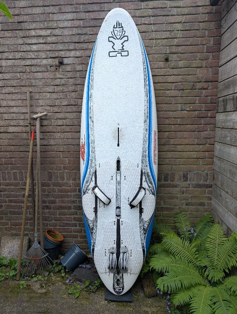 Complete surfset beginner herintreder, Starboard+Mistral, Watersport en Boten, Ophalen, 250 tot 300 cm, Gebruikt, 5 tot 6.5 m²