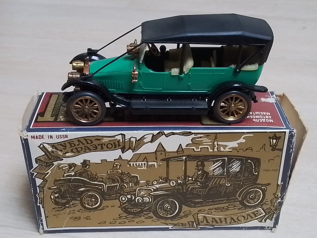 Russobalt C24-40 Tourer A22 Riga Novoexport made in ussr, Ophalen of Verzenden, Zo goed als nieuw, Auto, Overige merken
