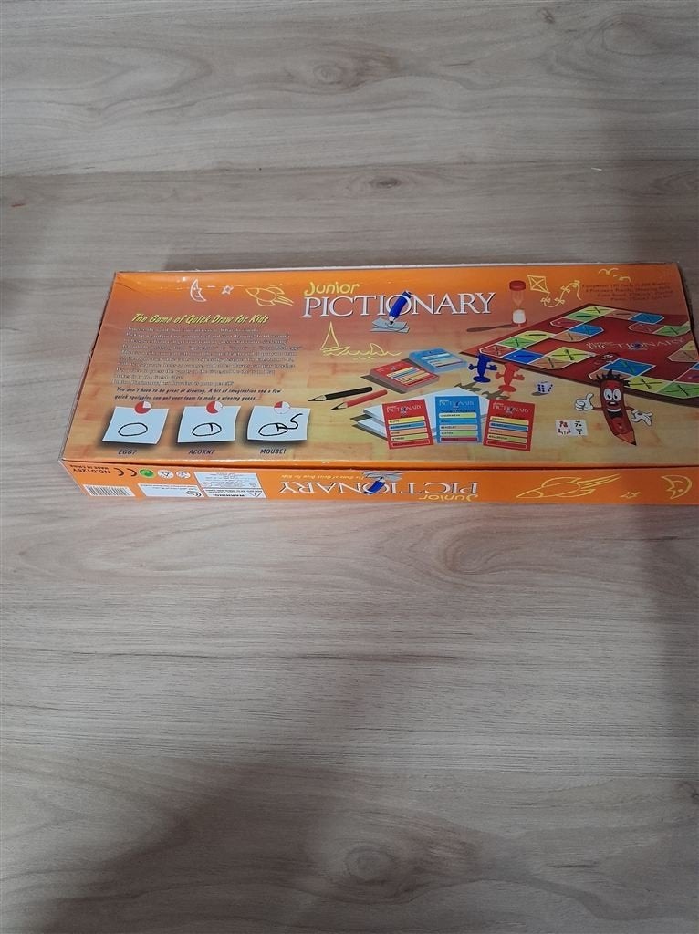 Pictionary junior Engelse editie - s3500, Verzenden, Zo goed als nieuw