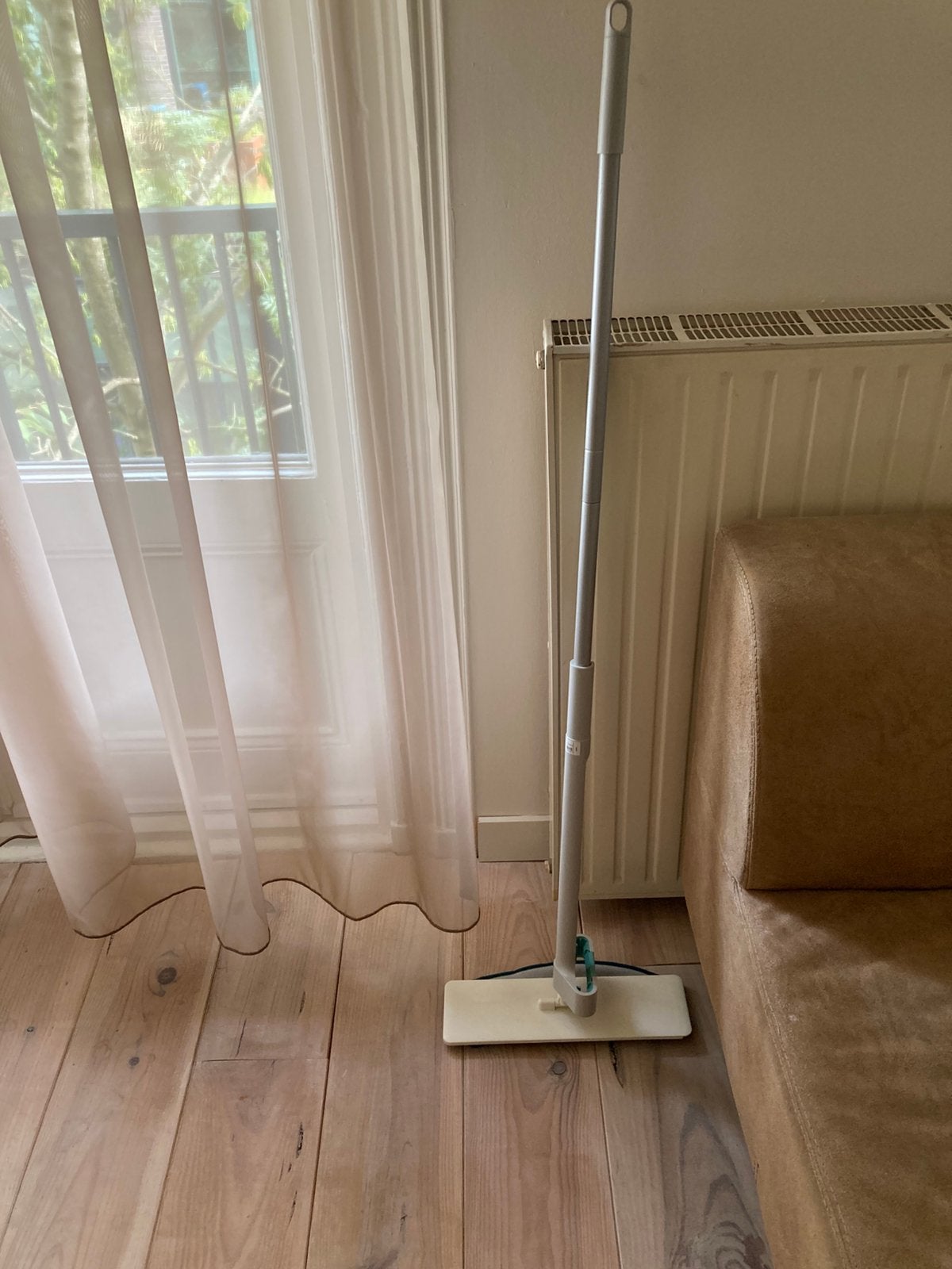 Cleaning set | Leifheit flat floor mop | Floor broom, Kunststof, 40 liter of meer, Ophalen of Verzenden, Zo goed als nieuw