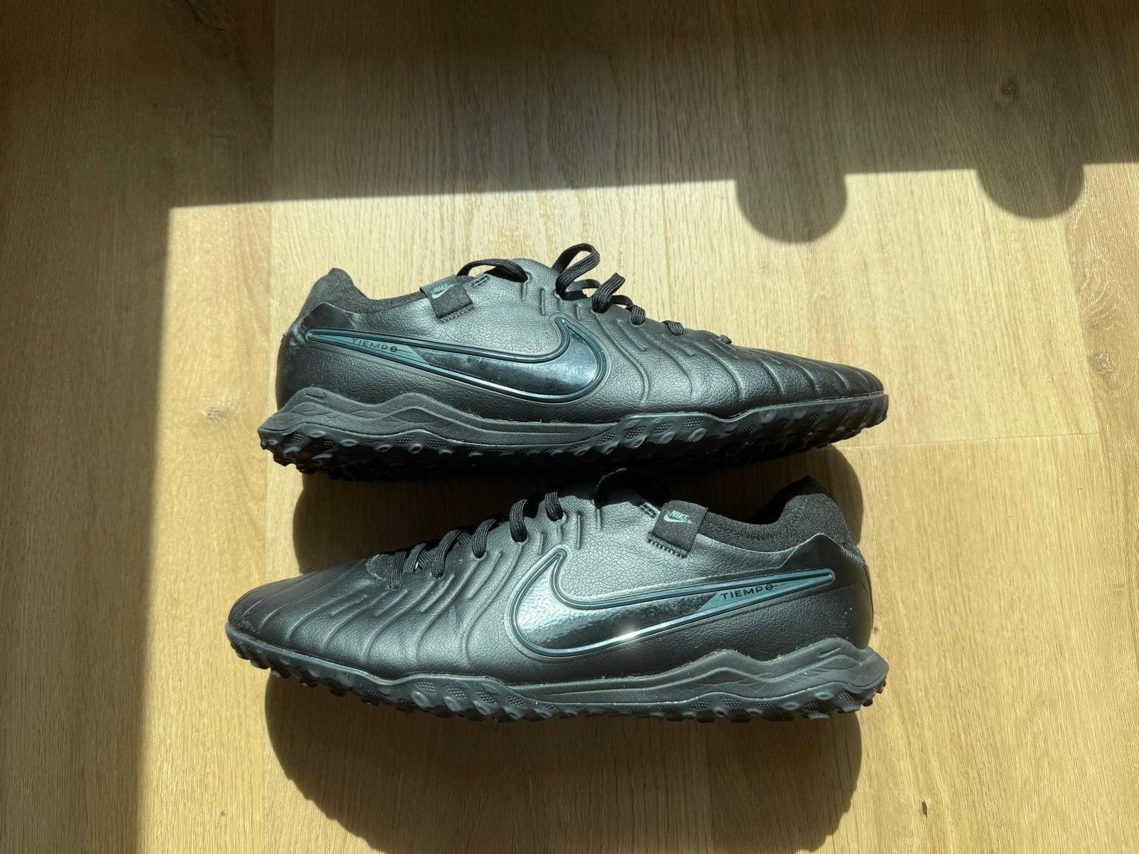 Nike Tiempo Legend 10 Pro TF – Black – 45.5, Gebruikt, Maat XS of kleiner, Schoenen, Ophalen of Verzenden