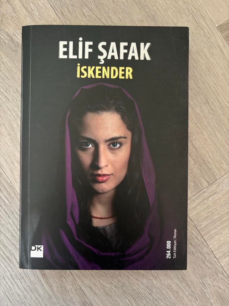 Elif Shafak - Iskender (Turkse roman), Boeken, Romans, Zo goed als nieuw, Wereld overig, Ophalen of Verzenden