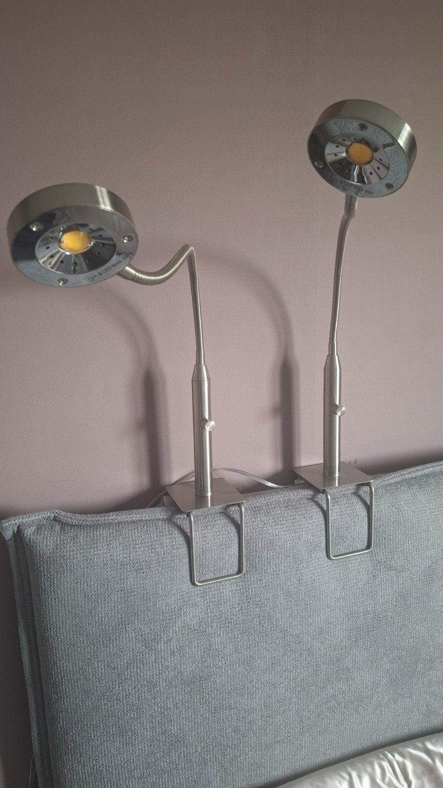 2x Flexibele LED Leeslampjes met Klem - Zilverkleurig, Metaal, Overige merken, Overige fittingen, Ophalen of Verzenden