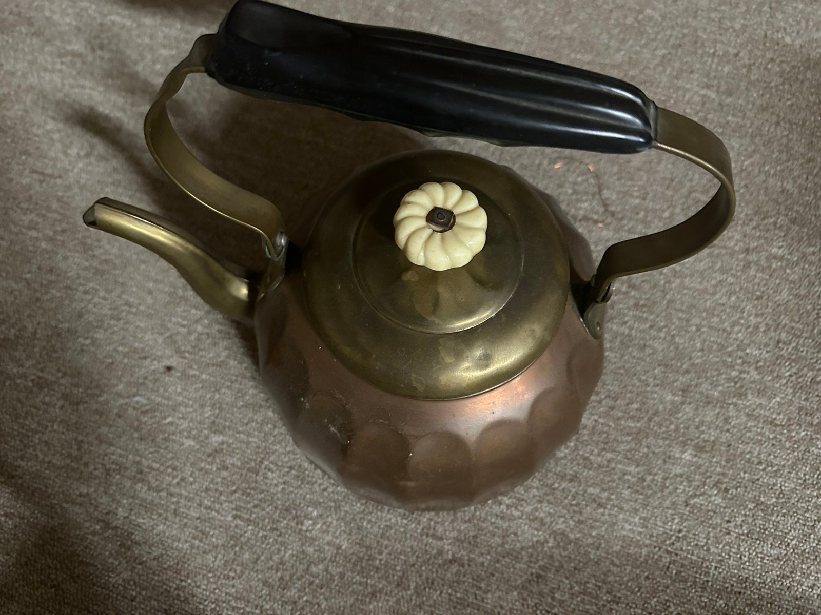 Antieke kachel ketel (moor), Ophalen