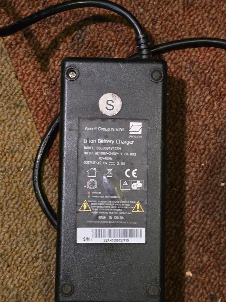 Sparta E-fiets Oplader, Fietsen en Brommers, Ophalen of Verzenden, Gebruikt