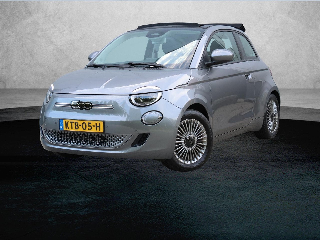 Fiat 500C Icon 42 kWh | Accu 95% | Camera | Apple Carplay/An, Auto's, Automaat, Gebruikt, Cabriolet, 4 stoelen
