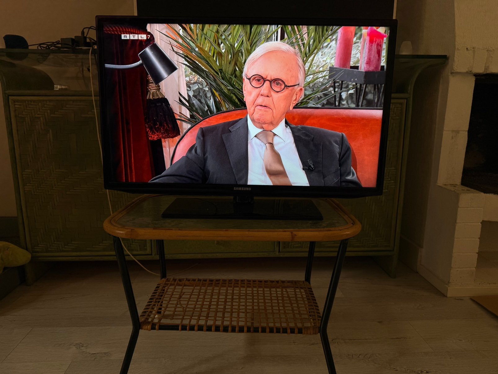 Samsung 32 inch Full HD Smart TV – werkt goed, Audio, Tv en Foto, Ophalen, 50 Hz, 80 tot 100 cm, Zo goed als nieuw