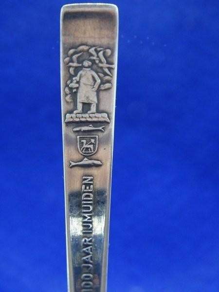 Sola Lepeltje: IJmuiden, Verzenden