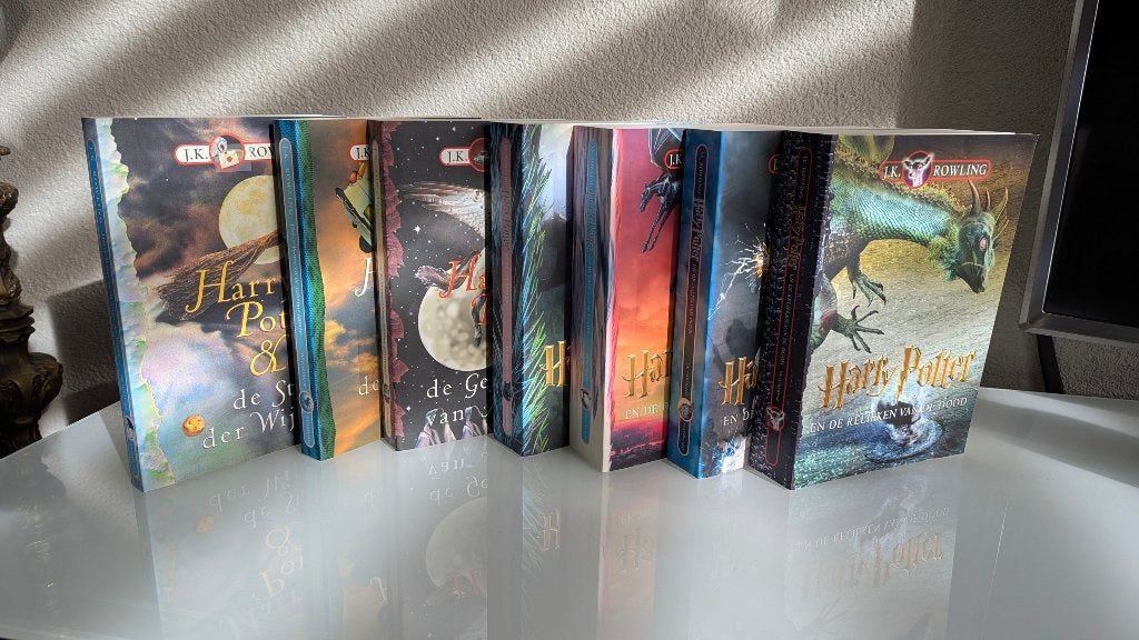 Harry Potter 7 delig, Verzamelen, Ophalen of Verzenden, Zo goed als nieuw, Boek of Poster
