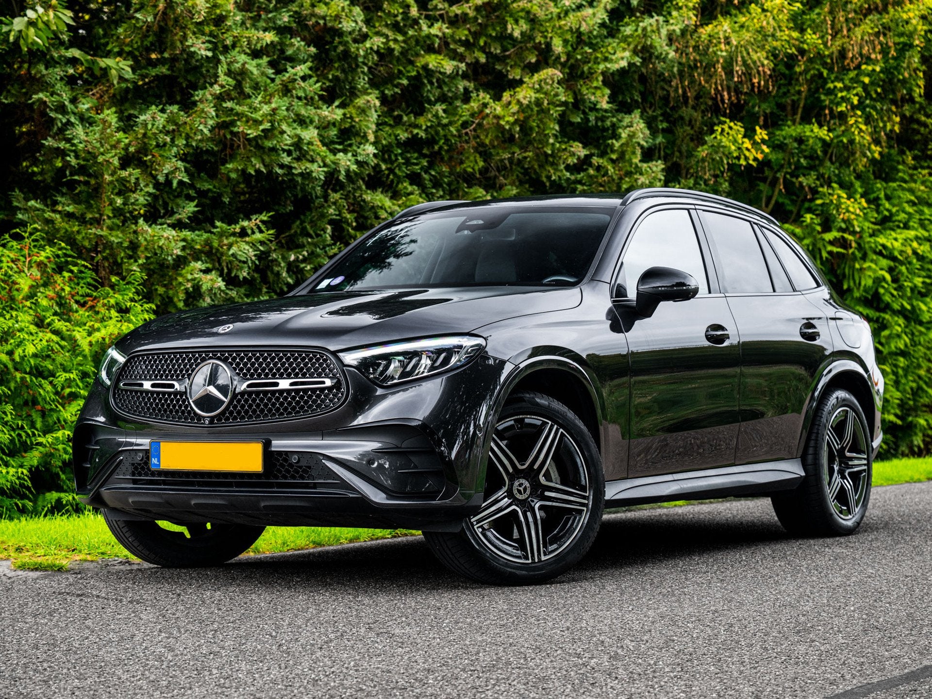 Mercedes-Benz GLC-klasse 300e 4MATIC AMG Line | 1 Eig | Deal, Auto's, Automaat, Dealer onderhouden, Gebruikt, Vierwielaandrijving