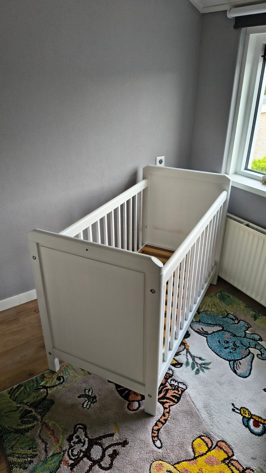 Wit houten babybedje/ledikant, Kinderen en Baby's, Babywiegjes en Ledikanten, Ophalen, Gebruikt, Ledikant