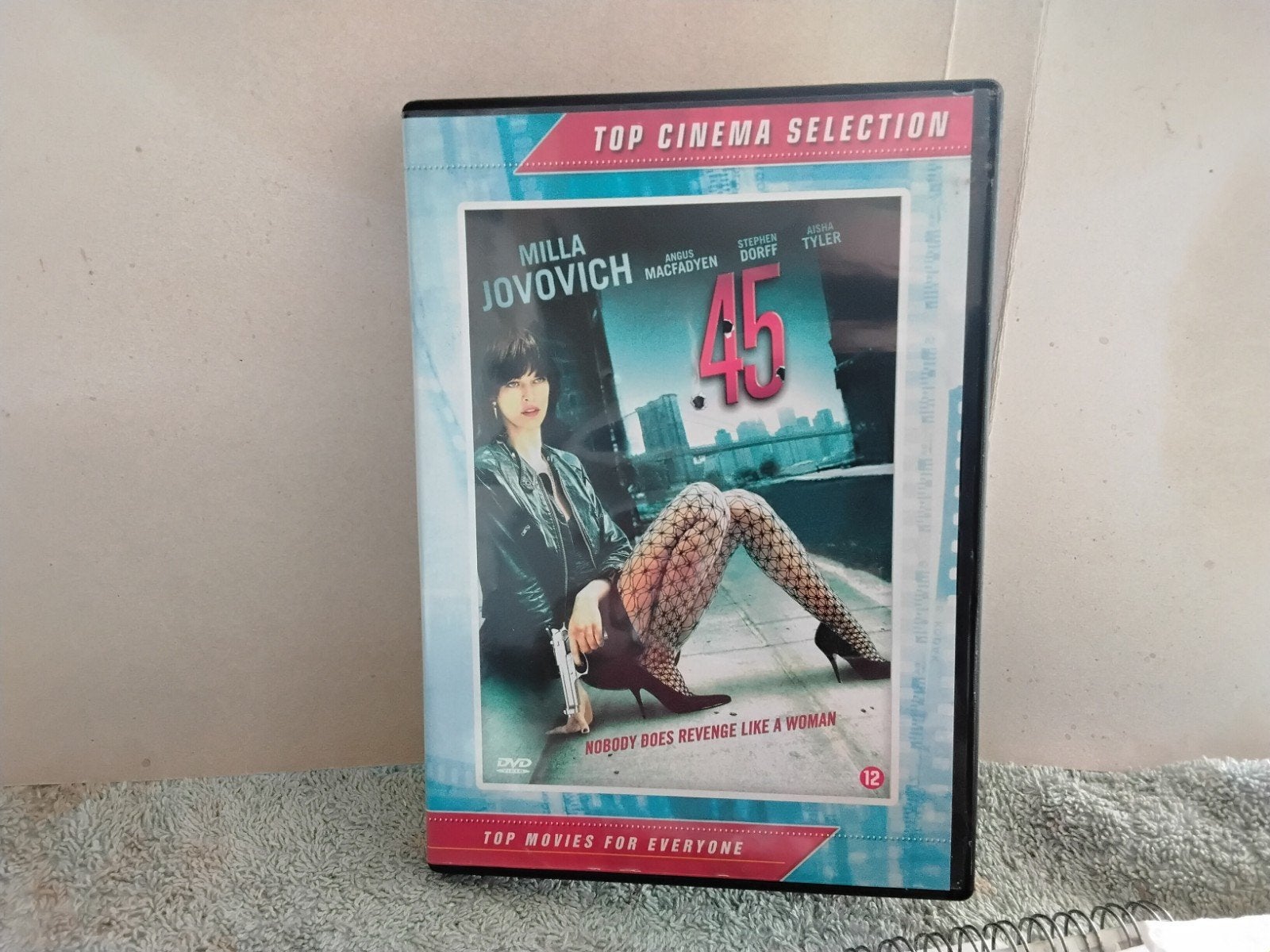 45   NOBODY  DOES  REVENGE  LIKE A  WOMAN, Ophalen of Verzenden, Zo goed als nieuw