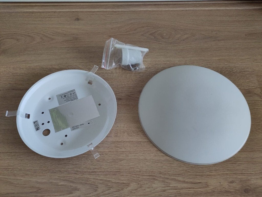 Glazen wand- of plafondlamp Leenbakker, Ophalen, Nieuw, Glas, Koepel van mat glas