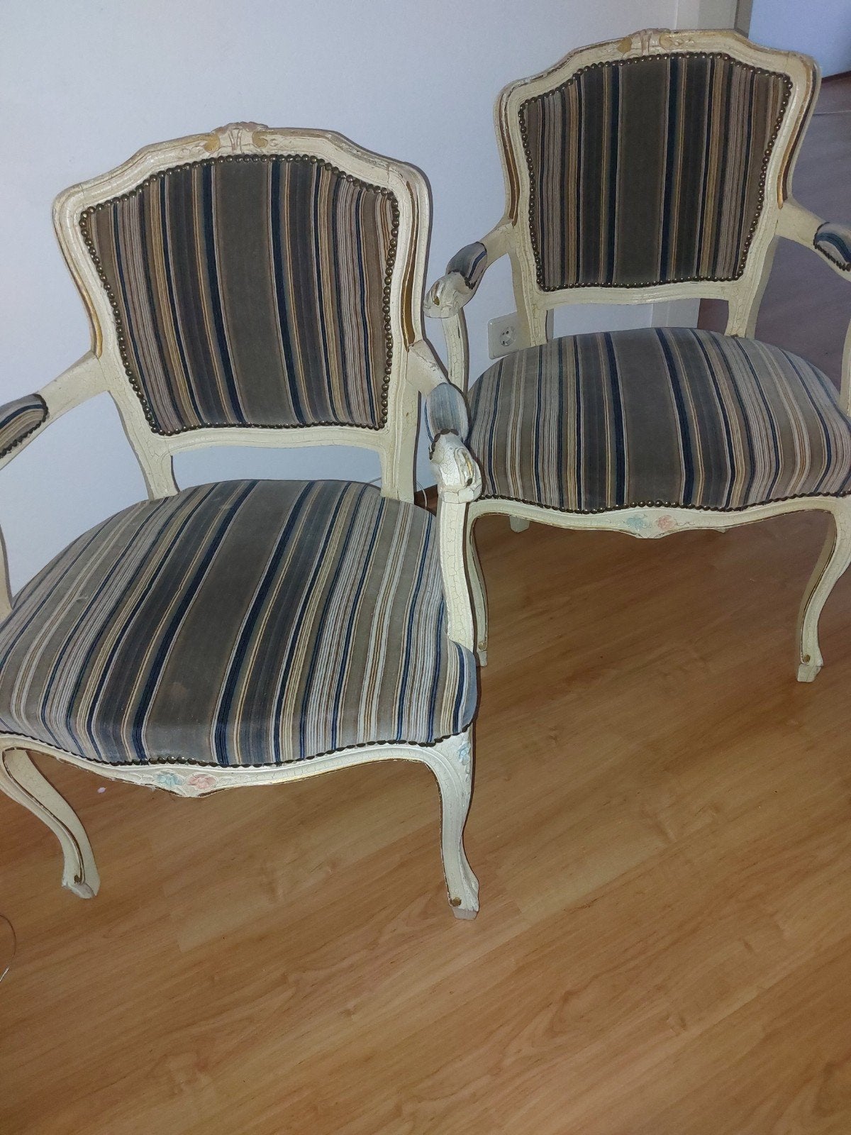 2 vintage stoelen in goede staat, Ophalen