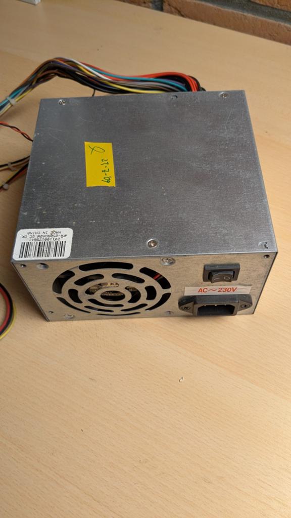 Maxpower ATX Voeding - 250Watt, Computers en Software, Interne voedingen, Ophalen of Verzenden, Gebruikt