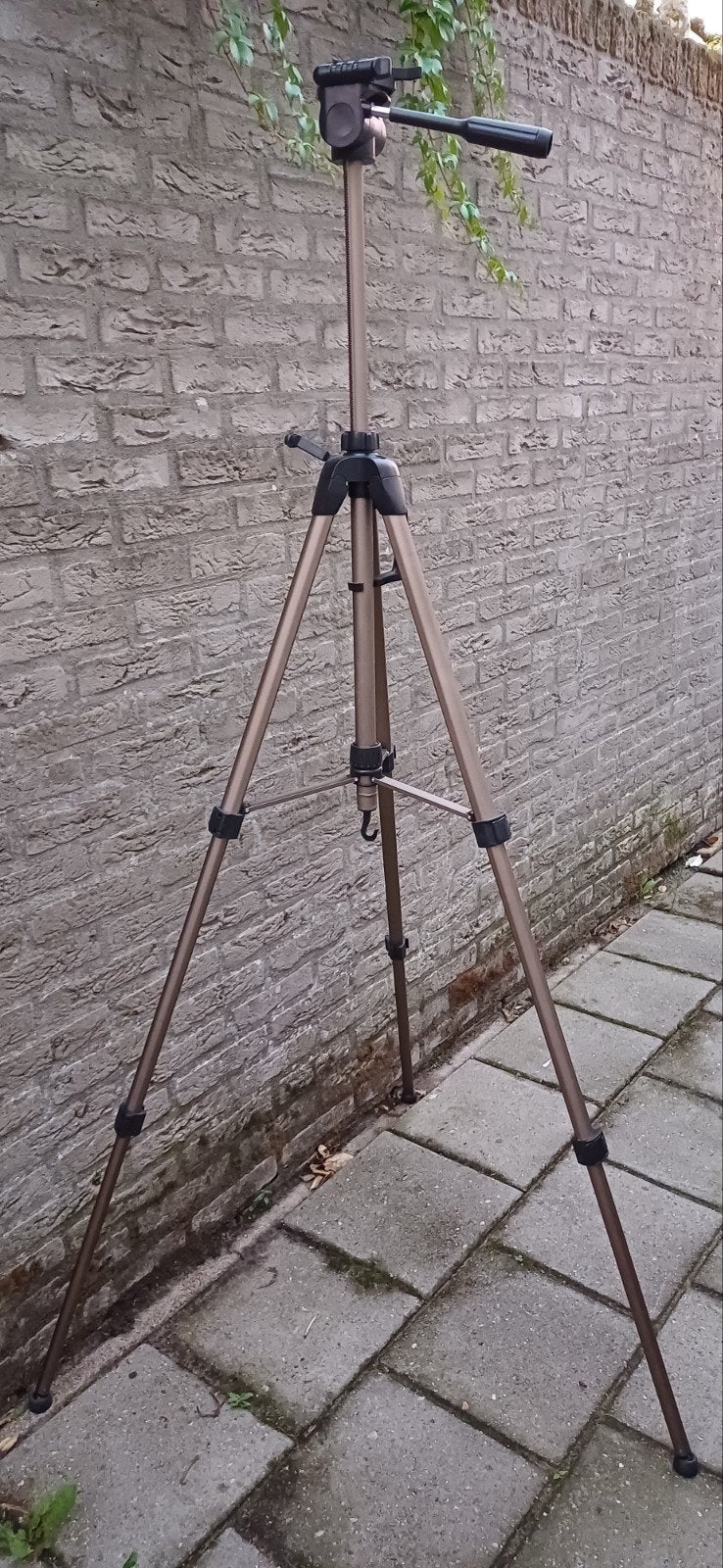 Hama statief : Star 63  inc. draaghoes., Audio, Tv en Foto, Fotografie | Statieven en Balhoofden, Ophalen of Verzenden, 150 tot 175 cm