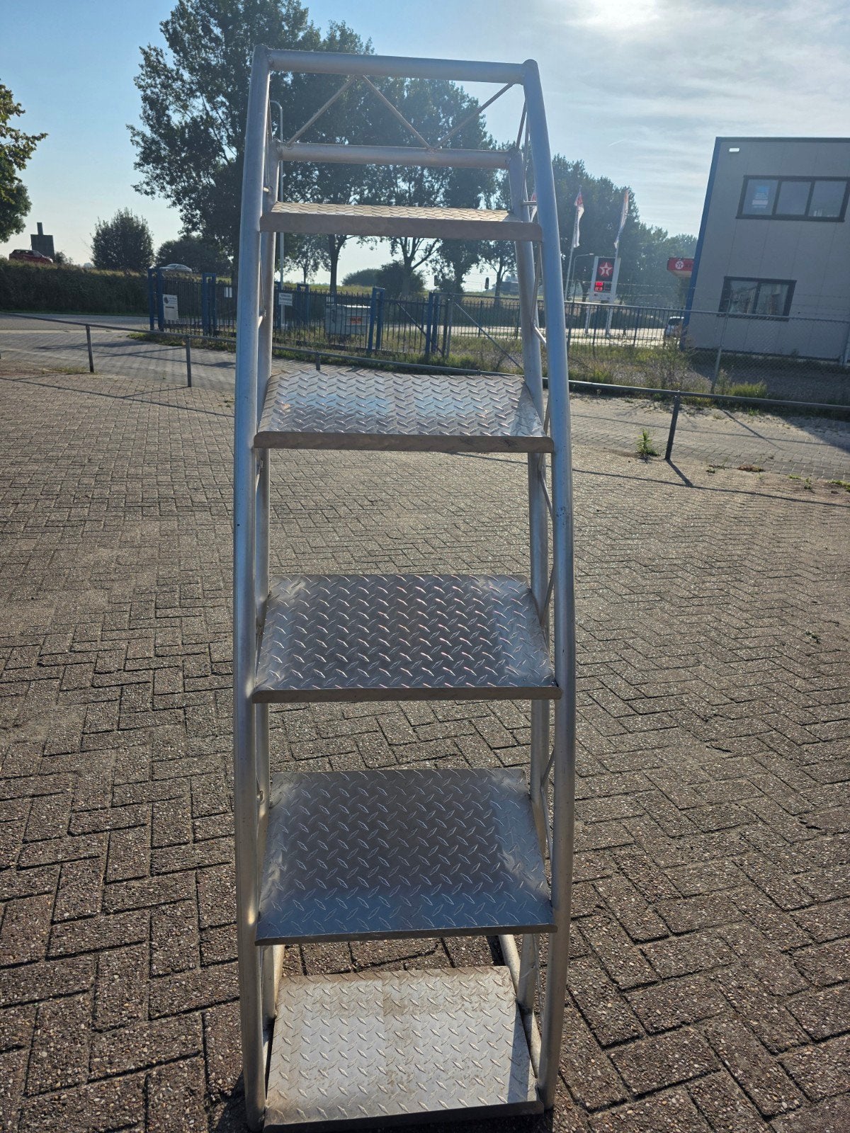 aluminium reclame/folder zuil, Ophalen