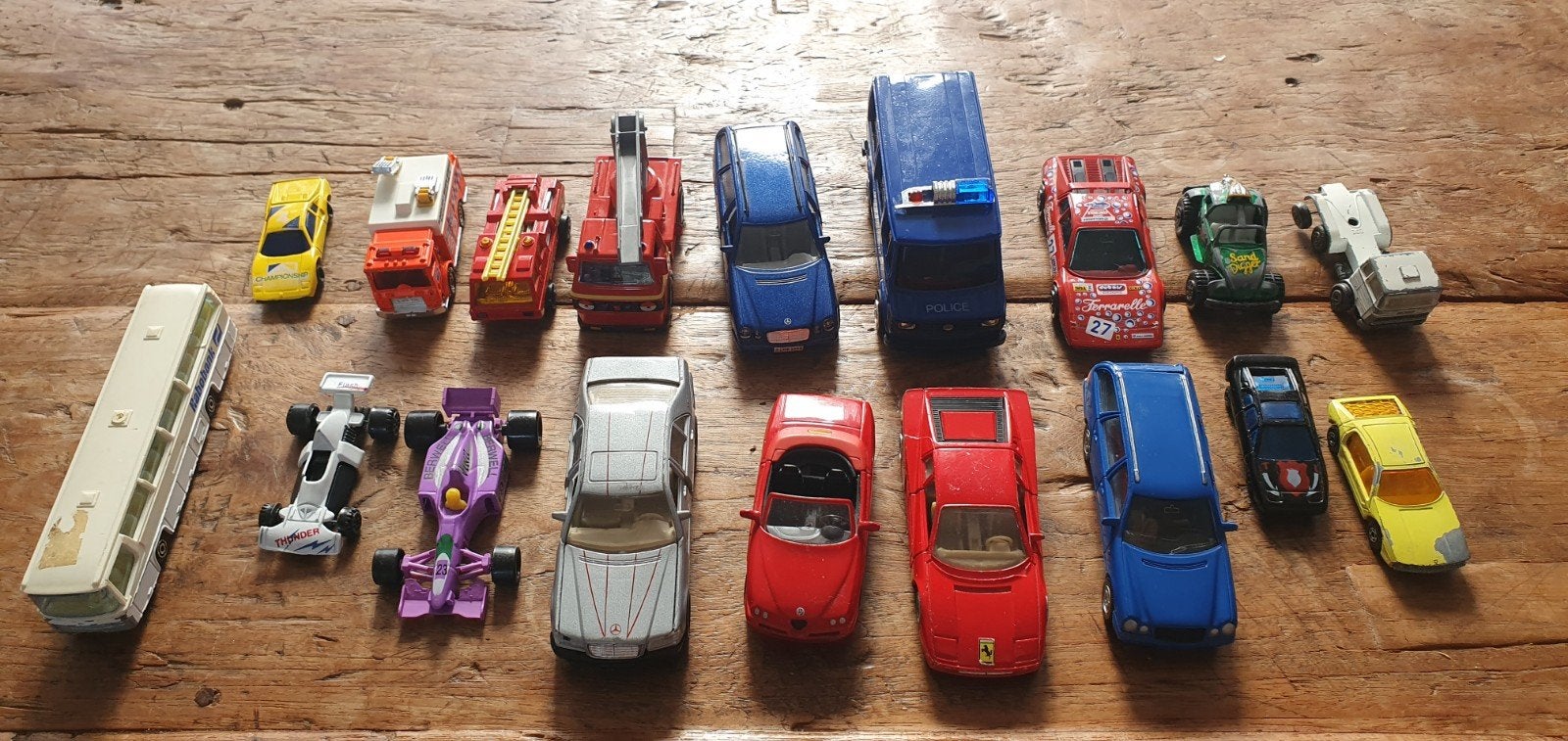 Verzameling van diverse vintage speelgoedauto's en voertuige, Ophalen of Verzenden, Gebruikt