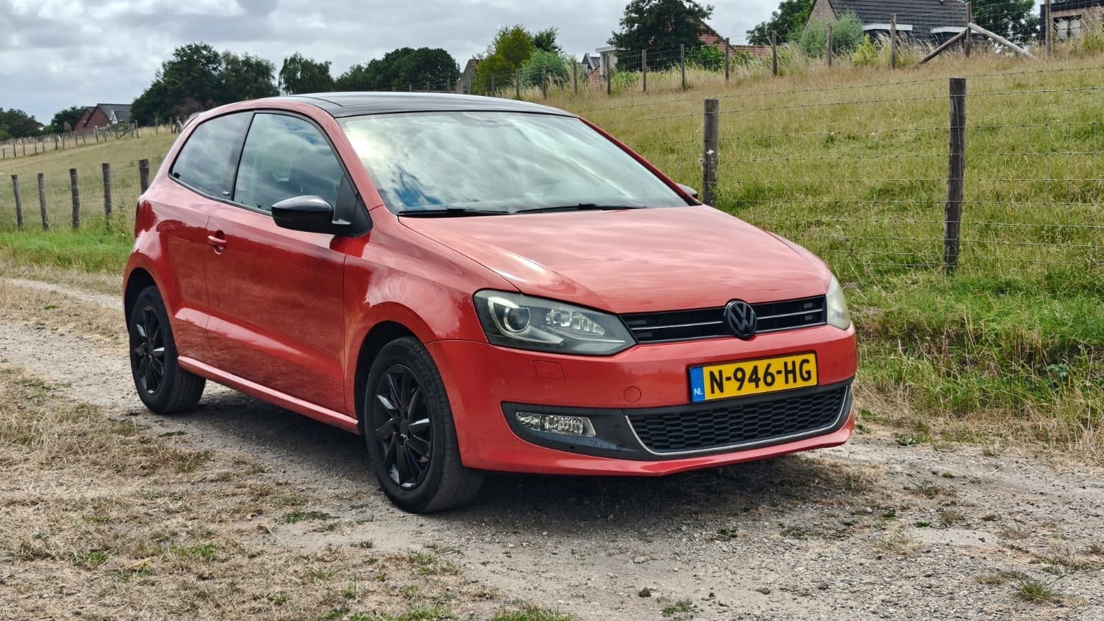 Volkswagen Polo 1.4 TSI | Panoramadak | LED | 2011| Top Auto, Auto's, Volkswagen, Voorwielaandrijving, Stof, 40 €/maand, Zwart