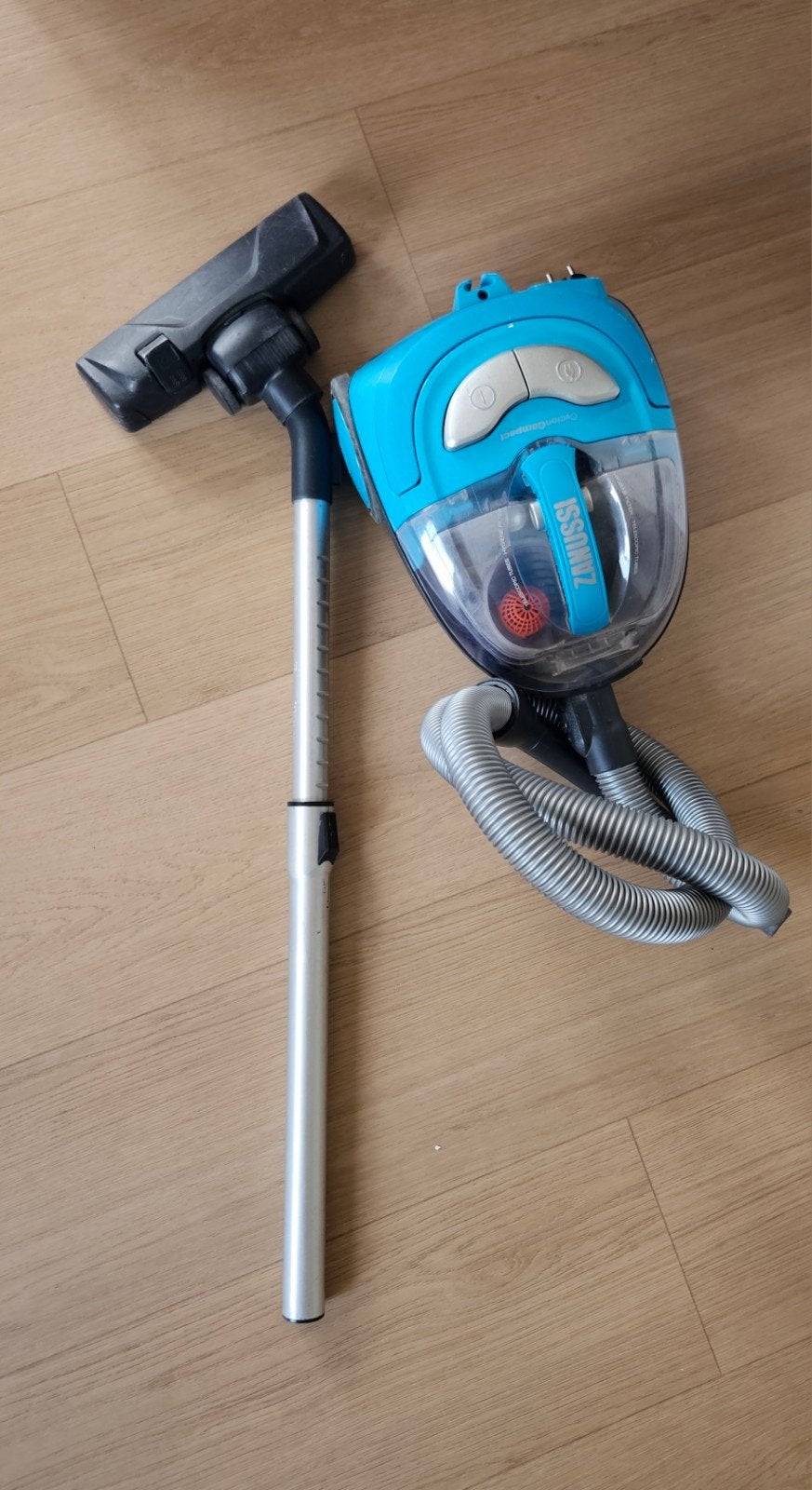 Compacte ZANUSSI stofzuiger, Ophalen, Overige merken, Gebruikt, Sledestofzuiger