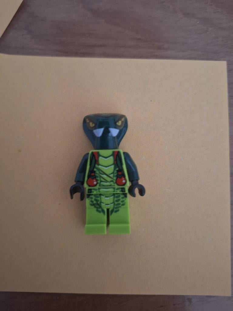 Lego ninjago spitta, Kinderen en Baby's, Speelgoed | Duplo en Lego, Ophalen of Verzenden, Zo goed als nieuw