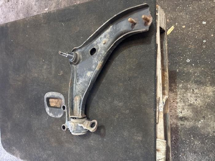 Draagarm links-voor van een Mini Mini, Gebruikt, -, -, Mini