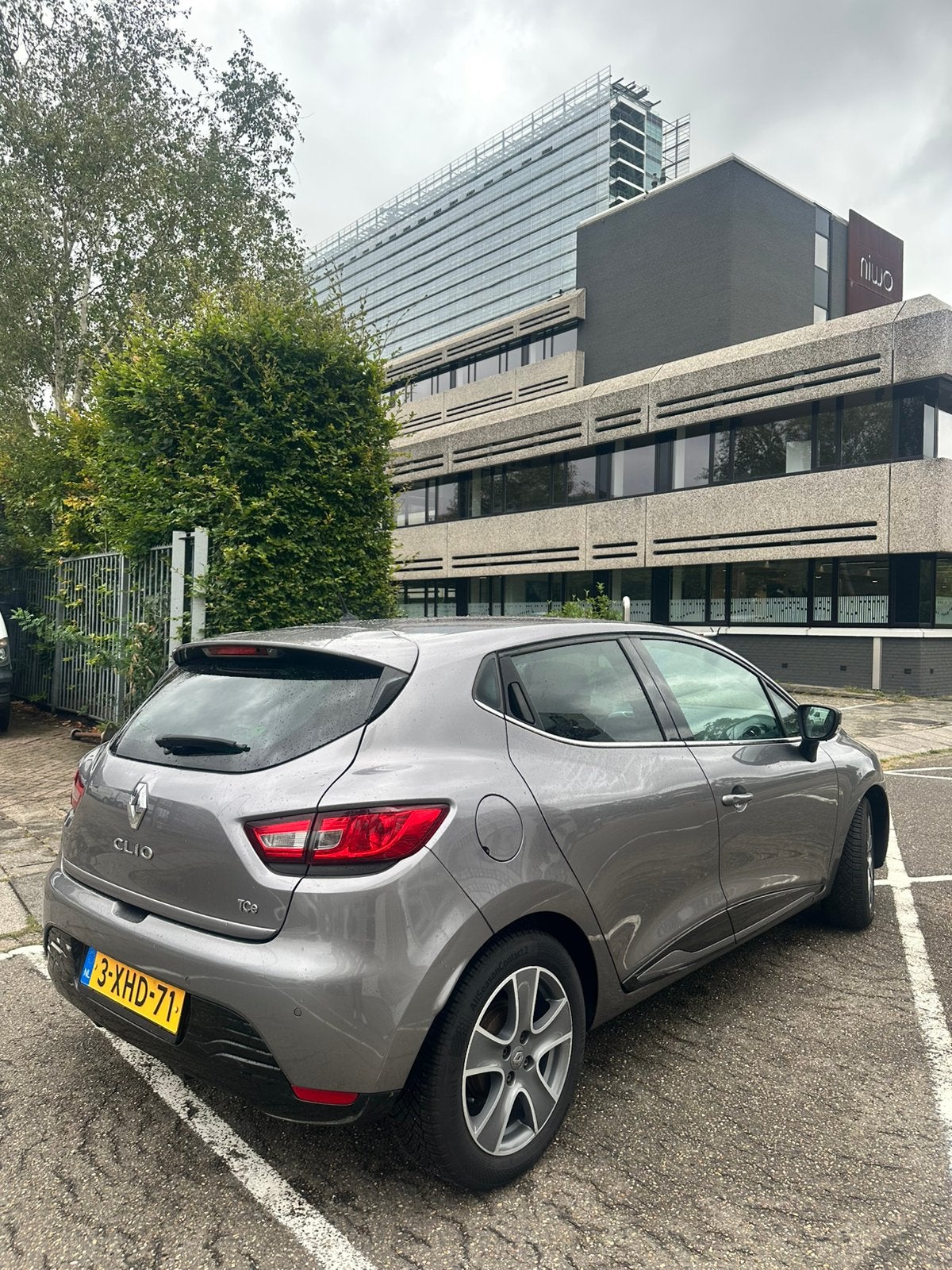 Renault Clio 0.9 TCe ECO Night&day Keyless, Voorwielaandrijving, 898 cc, 40 €/maand, 540 kg