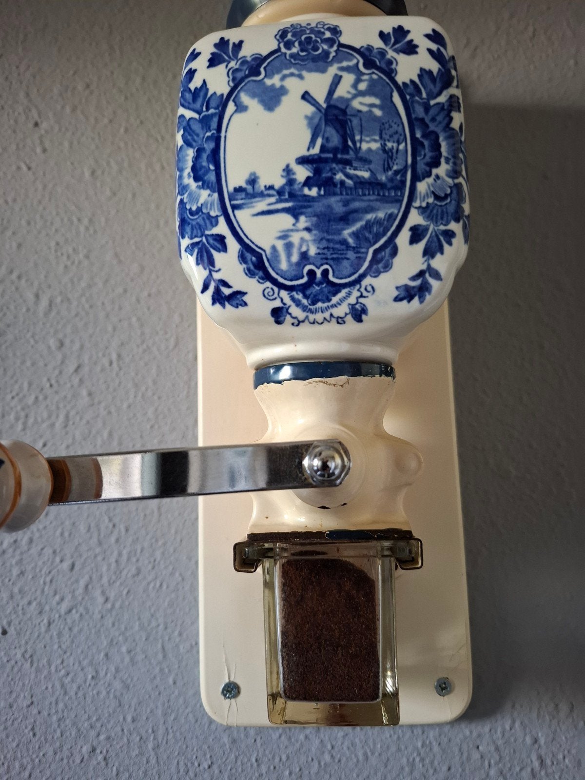 Antieke Delfts Blauwe Wandkoffiemolen, Ophalen