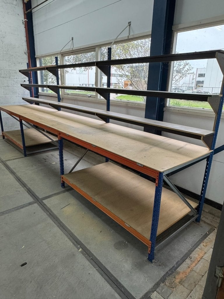 Werktafel met legplanken. Gemaakt van grootvakstelling., Doe-het-zelf en Verbouw, Ophalen, Gebruikt, 170 cm of meer, Nvt