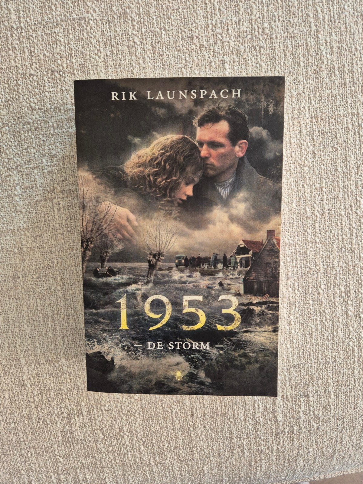 1953 De Storm - Rik Launspach (Boek), Boeken, Ophalen of Verzenden, Zo goed als nieuw, Rik Launspach, Nederland