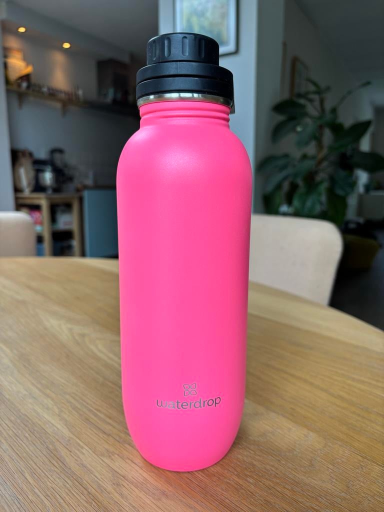 Waterdrop drinkfles roze 1,5 liter, Sport en Fitness, Bidons, Ophalen of Verzenden, Zo goed als nieuw