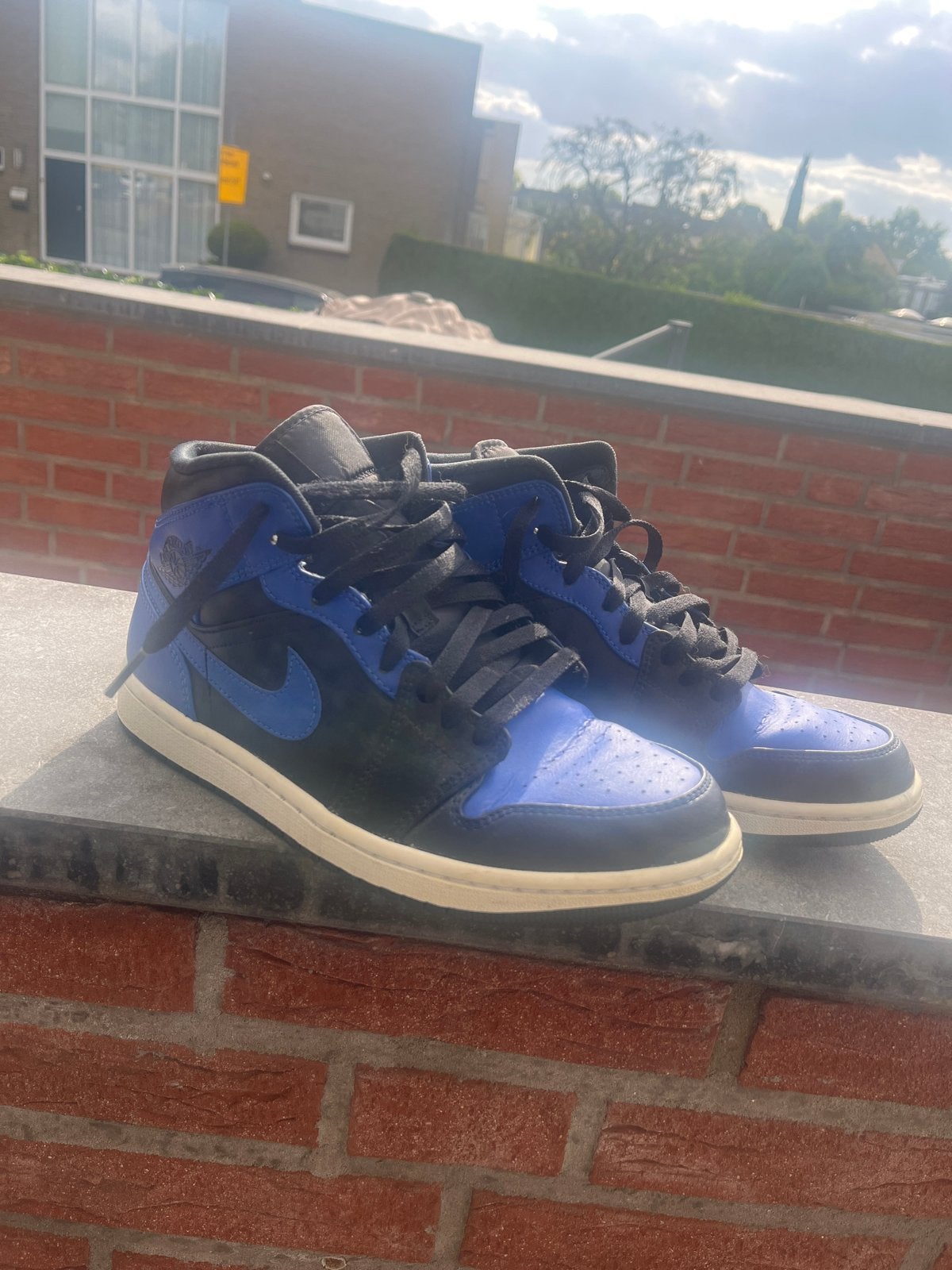 Nike Air Jordan 1 Mid Royal Blue Zwart, Kleding | Heren, Schoenen, Ophalen of Verzenden, Gedragen, Blauw, Sneakers of Gympen