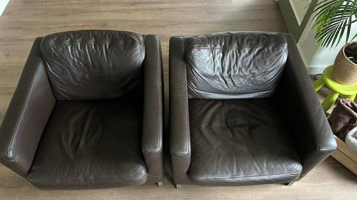 Twee comfortabele bruine leren fauteuils, Ophalen, Gebruikt, Leer, 75 tot 100 cm