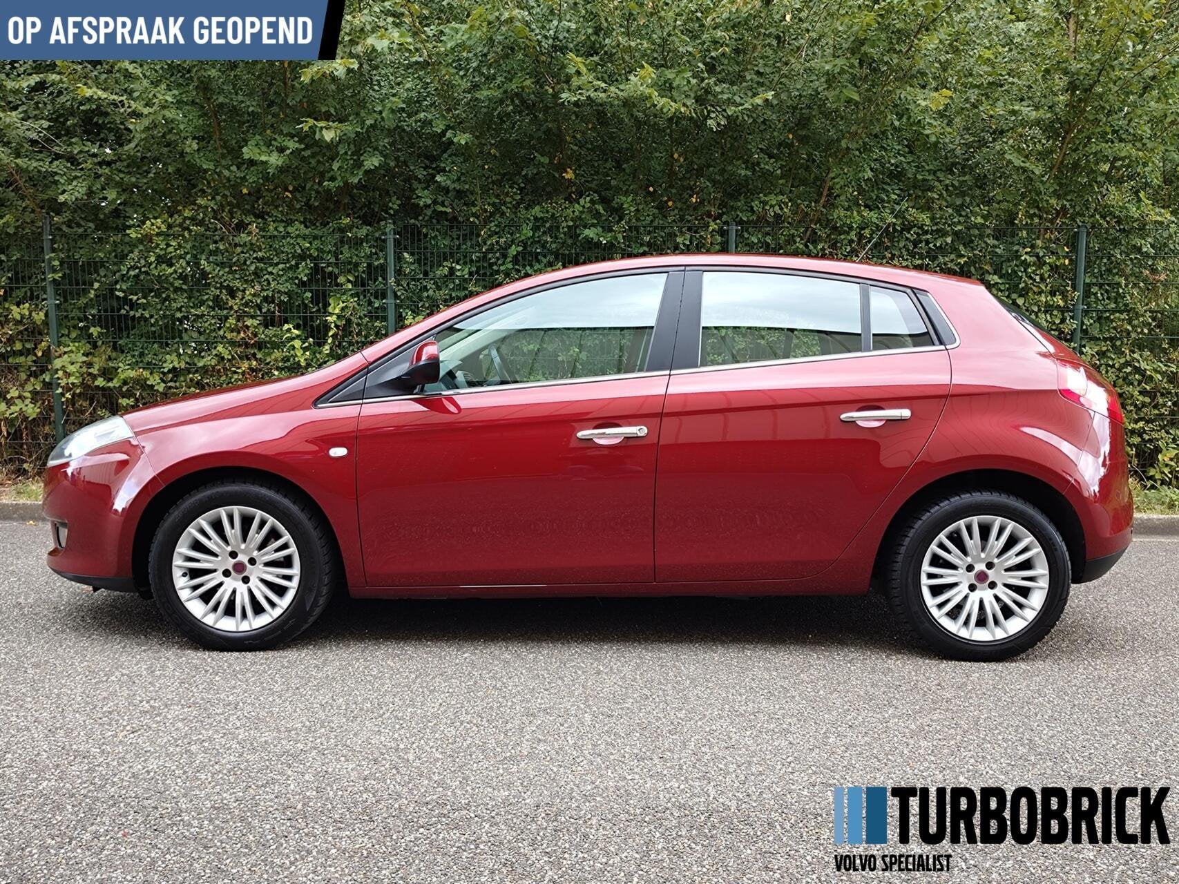 Fiat Bravo 1.4 T-Jet Dynamic | Clima | Cruise | 16" LMV, Voorwielaandrijving, Gebruikt, Zwart, 4 cilinders