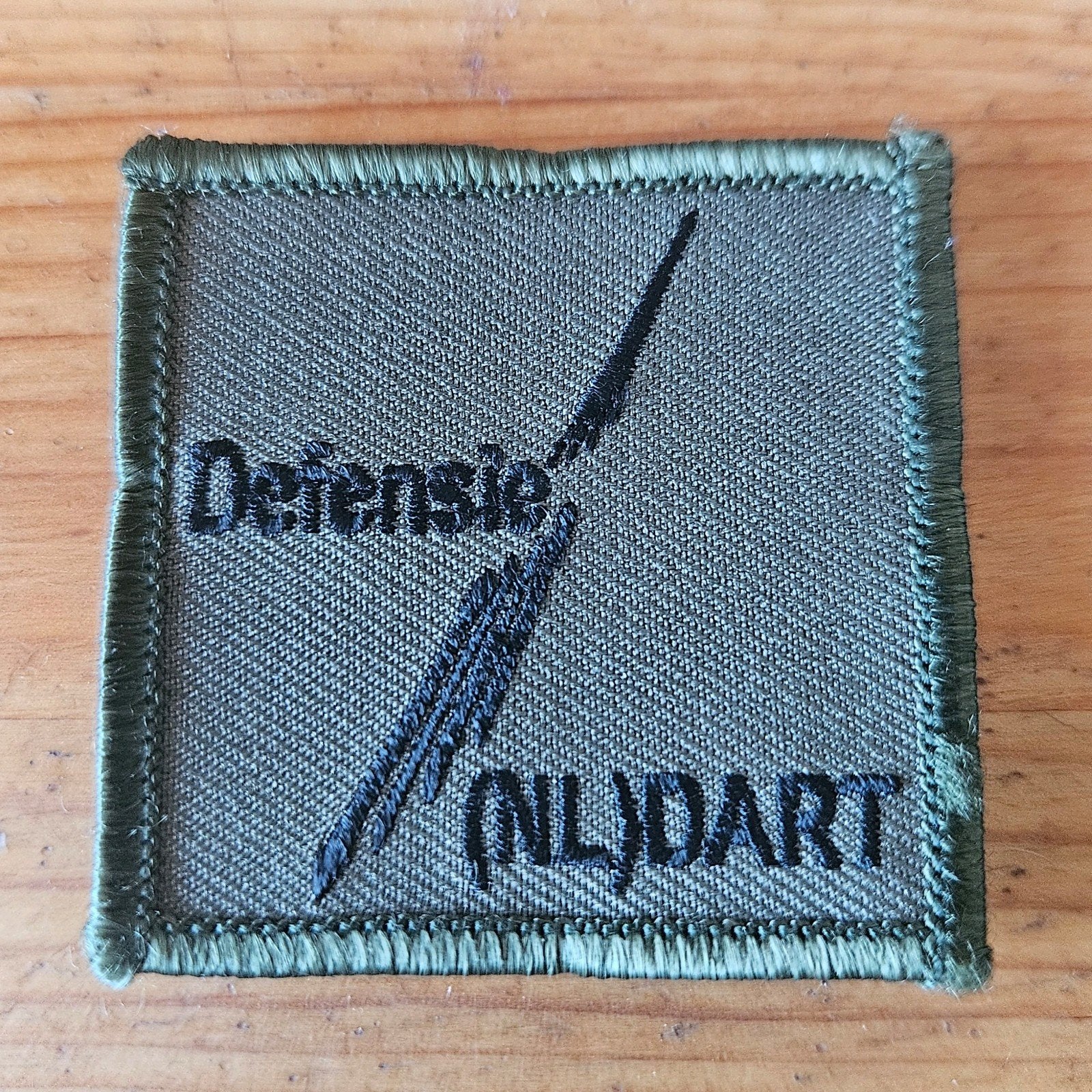 Borstembleem Defensie (NL)DART, Ophalen of Verzenden, Landmacht, Nederland, Embleem of Badge