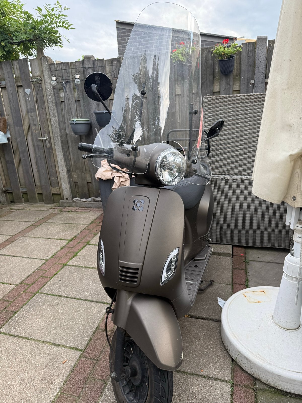 scooter met windscherm en bagagedrager, Gebruikt, Benzine, Ophalen, Overige merken