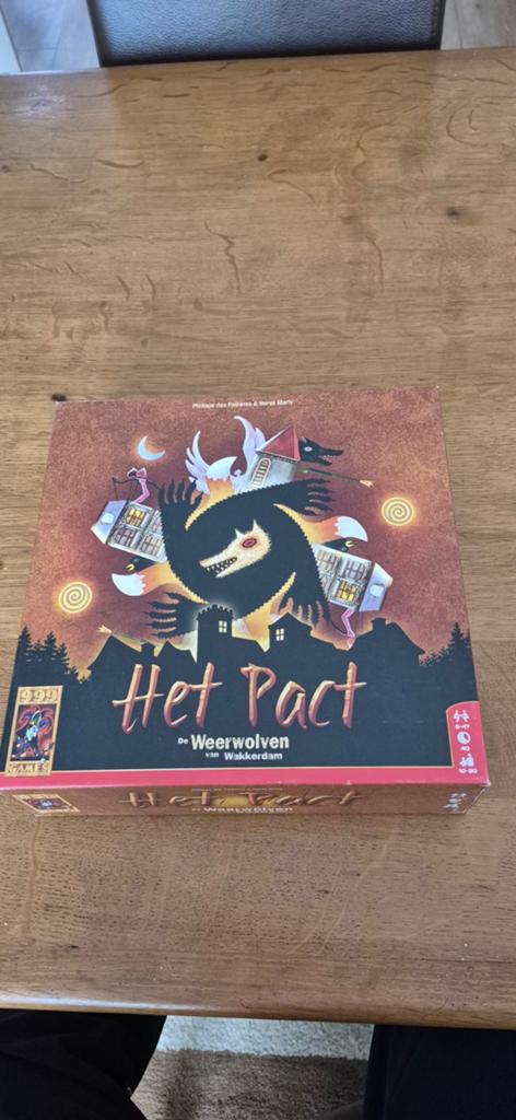 Het Pact: De Weerwolven van Wakkerdam bordspel, Vijf spelers of meer, Ophalen of Verzenden, Zo goed als nieuw, 999 Games