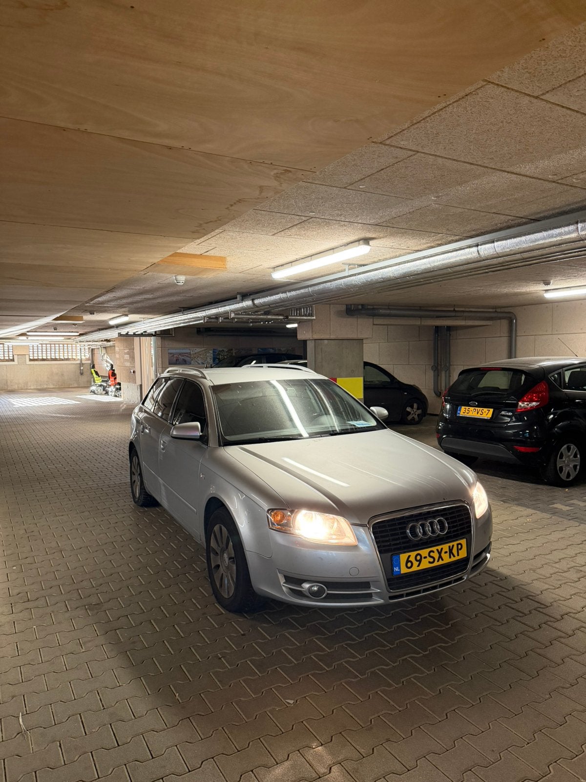 Audi A4 2.0 TDI Automaat 190 PK – Alcantara – Apple CarPlay, Auto's, 4 cilinders, 1505 kg, A4, Origineel Nederlands