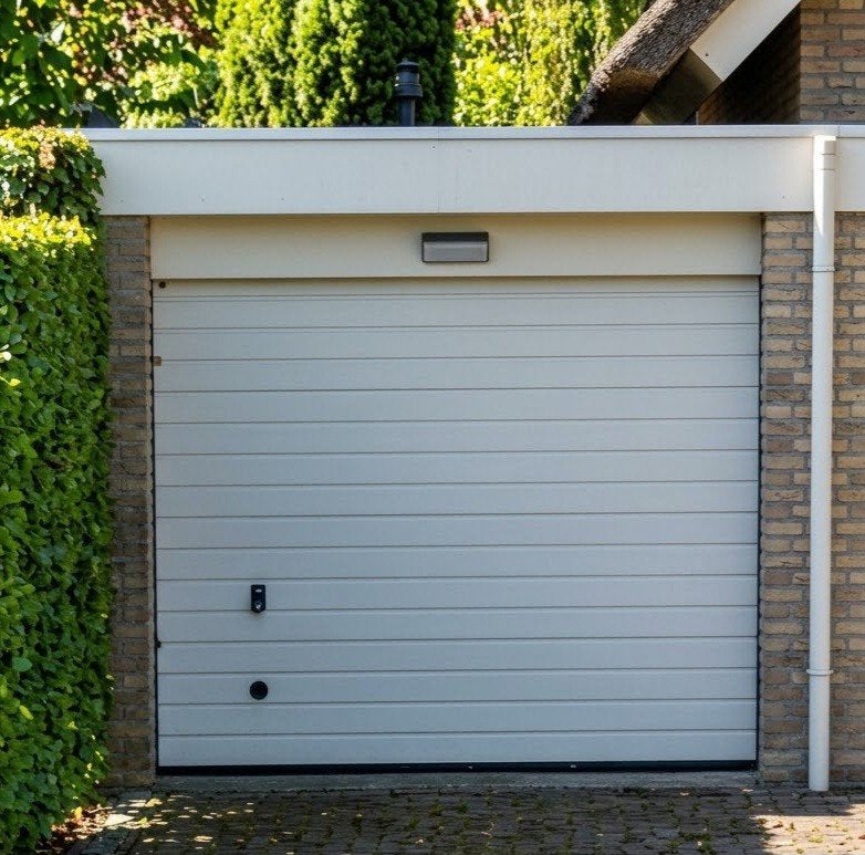 Garagedeur +- 2.5m breed en 2.3 m hoog, Ophalen, Gebruikt, Garagedeur, Metaal