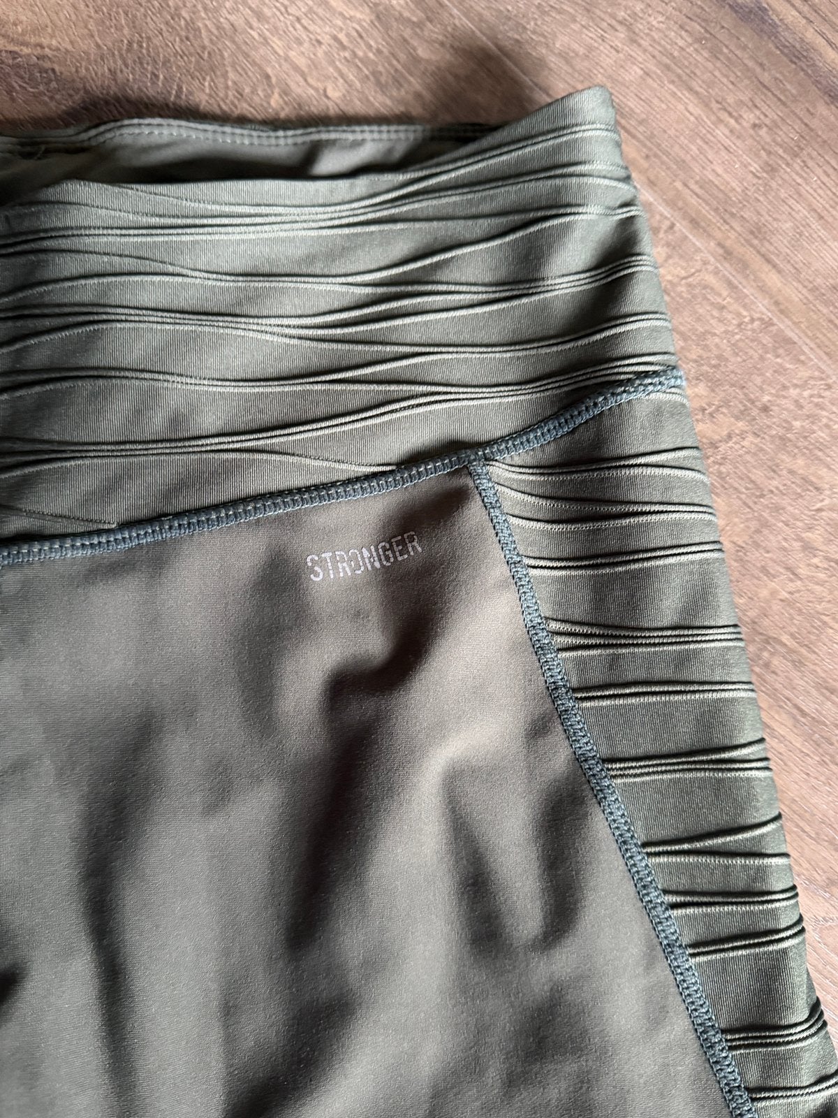 Stronger set legging en long bh mt M/L Donkergroen, Maat 38/40 (M), Ophalen of Verzenden, Fitness of Aerobics, Gedragen