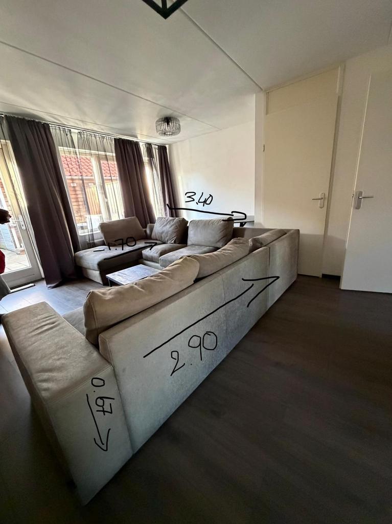 Grote grijze hoekbank MOET WEG!, Huis en Inrichting, Banken | Bankstellen, Gebruikt, Minder dan 75 cm, Hoekbank, 300 cm of meer