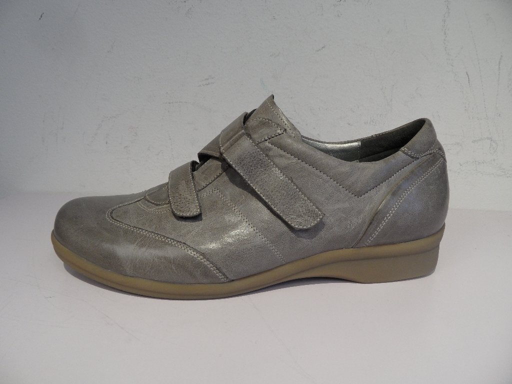 Durea taupe kleur klitbandschoenen 37 1/2, Kleding | Dames, Thomas Edisonweg 1, 5151 DH Drunen, Nieuw, Ophalen of Verzenden, Sneakers of Gympen