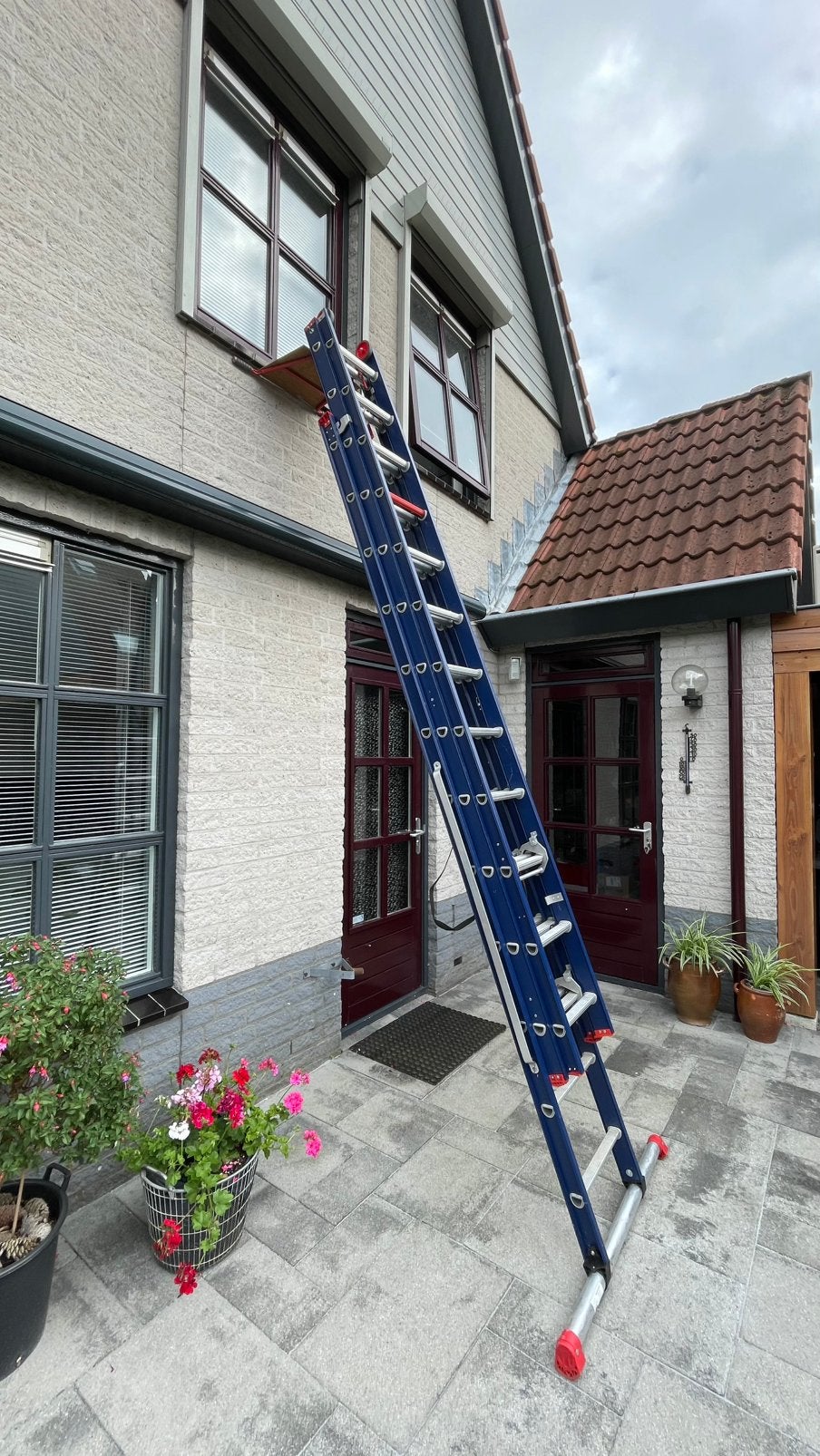 Altrex 3x12 treden Heavy Duty ladder, Ophalen, Zo goed als nieuw, Ladder, 4 meter of meer