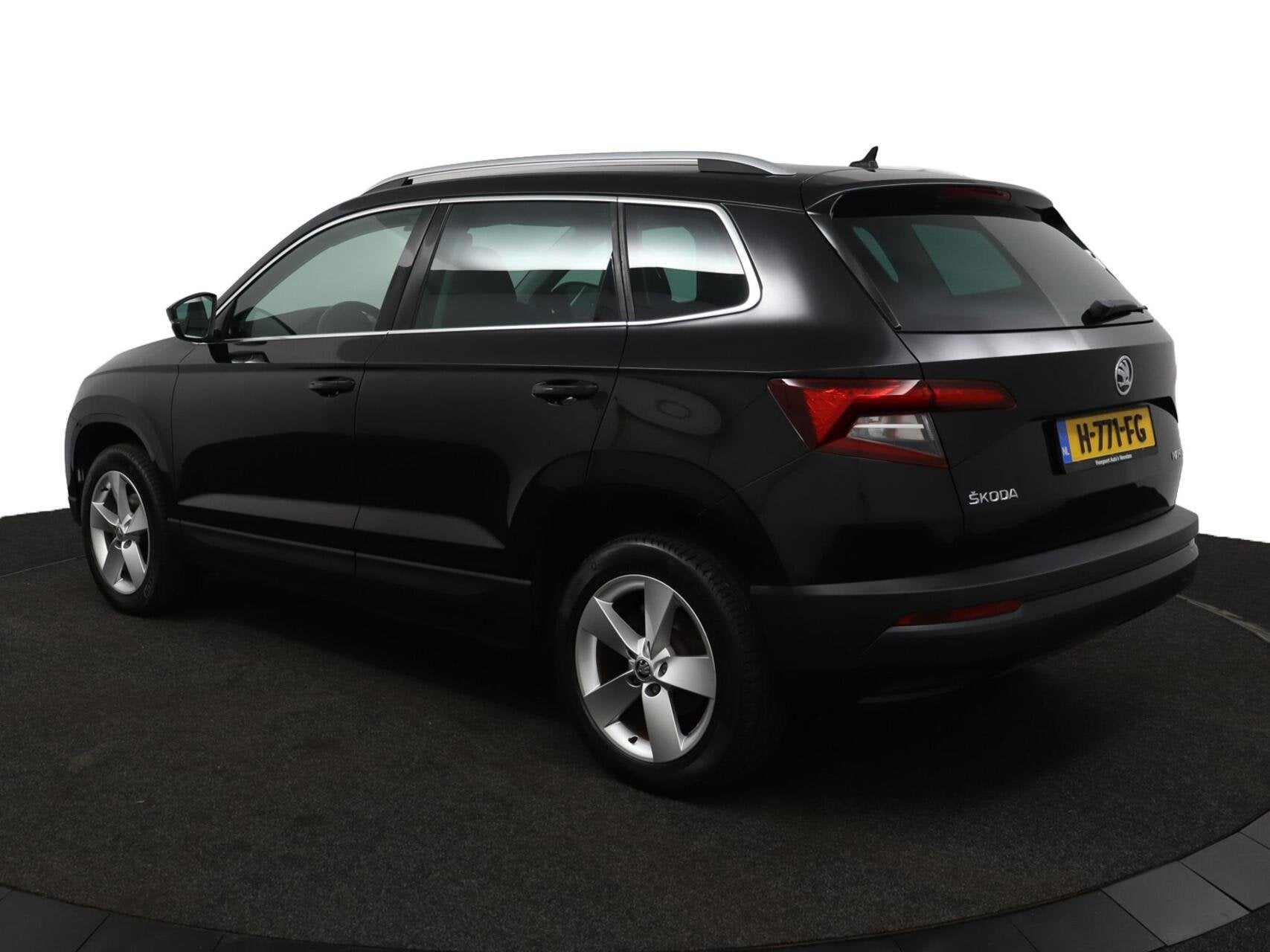 Skoda Karoq 1.0 TSI Ambition Busines Camera - Airco - Cruise, Auto's, Stof, Gebruikt, 1261 kg, 116 pk
