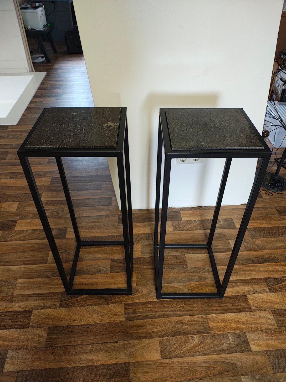 Intratuin plantentafel Bibi zwart D 31 H 80 cm, Huis en Inrichting, Ophalen, Nieuw