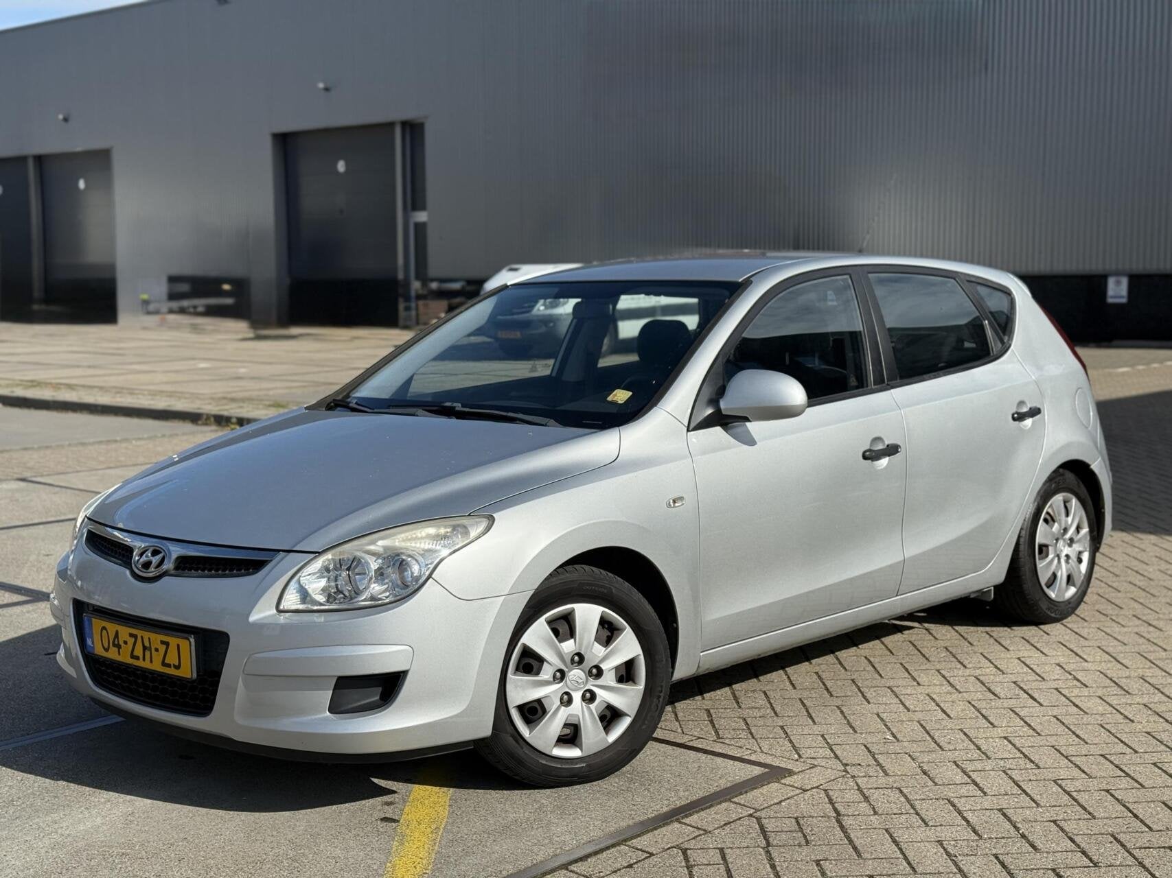 Hyundai i30 1.4i Active Cool Airco Aux Elekpakket NL Auto, Auto's, Voorwielaandrijving, Gebruikt, 4 cilinders, 1396 cc
