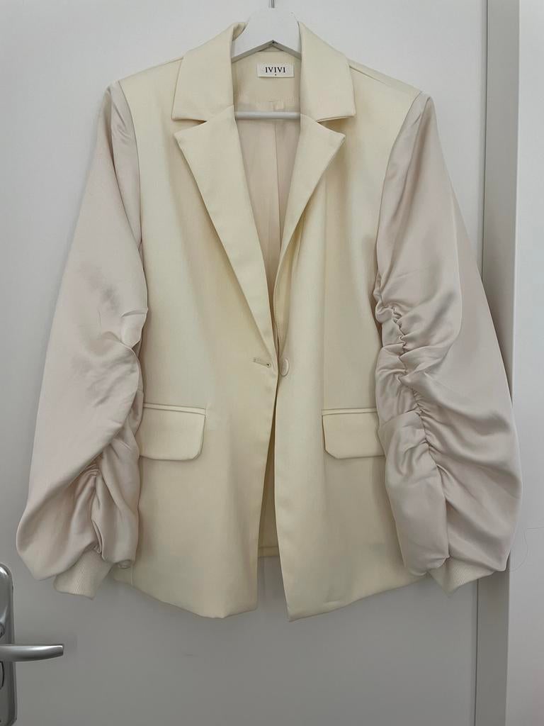 Crème blazer IVIVI, maat S, met lichte vlekjes, Ophalen of Verzenden, Gedragen, Maat 36 (S), Beige