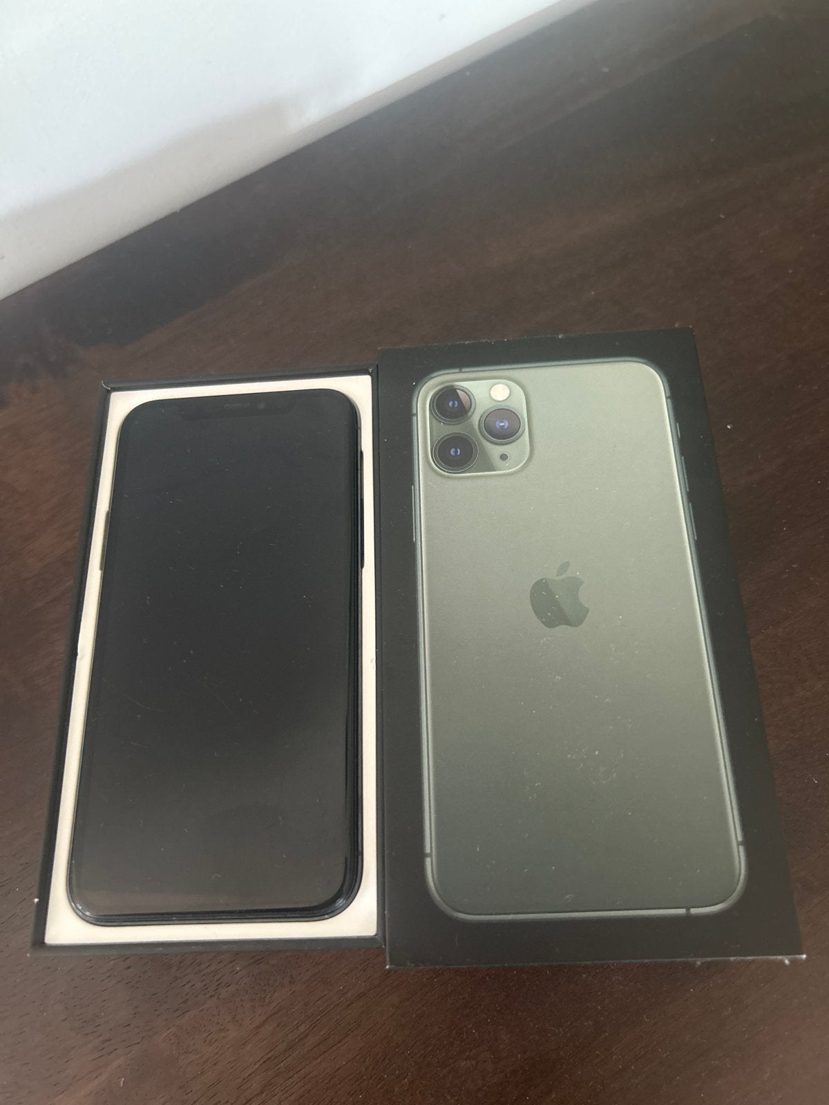 iPhone 11 Pro 64GB Midnight Green - goede staat, Telecommunicatie, Mobiele telefoons | Apple iPhone, Gebruikt, Ophalen of Verzenden