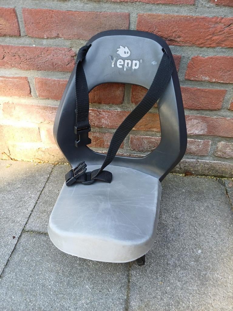 Yepp junior achterzitje, Fietsen en Brommers, Fietsaccessoires | Fietsstoeltjes, Ophalen of Verzenden, Gebruikt, Achterzitje, Yepp