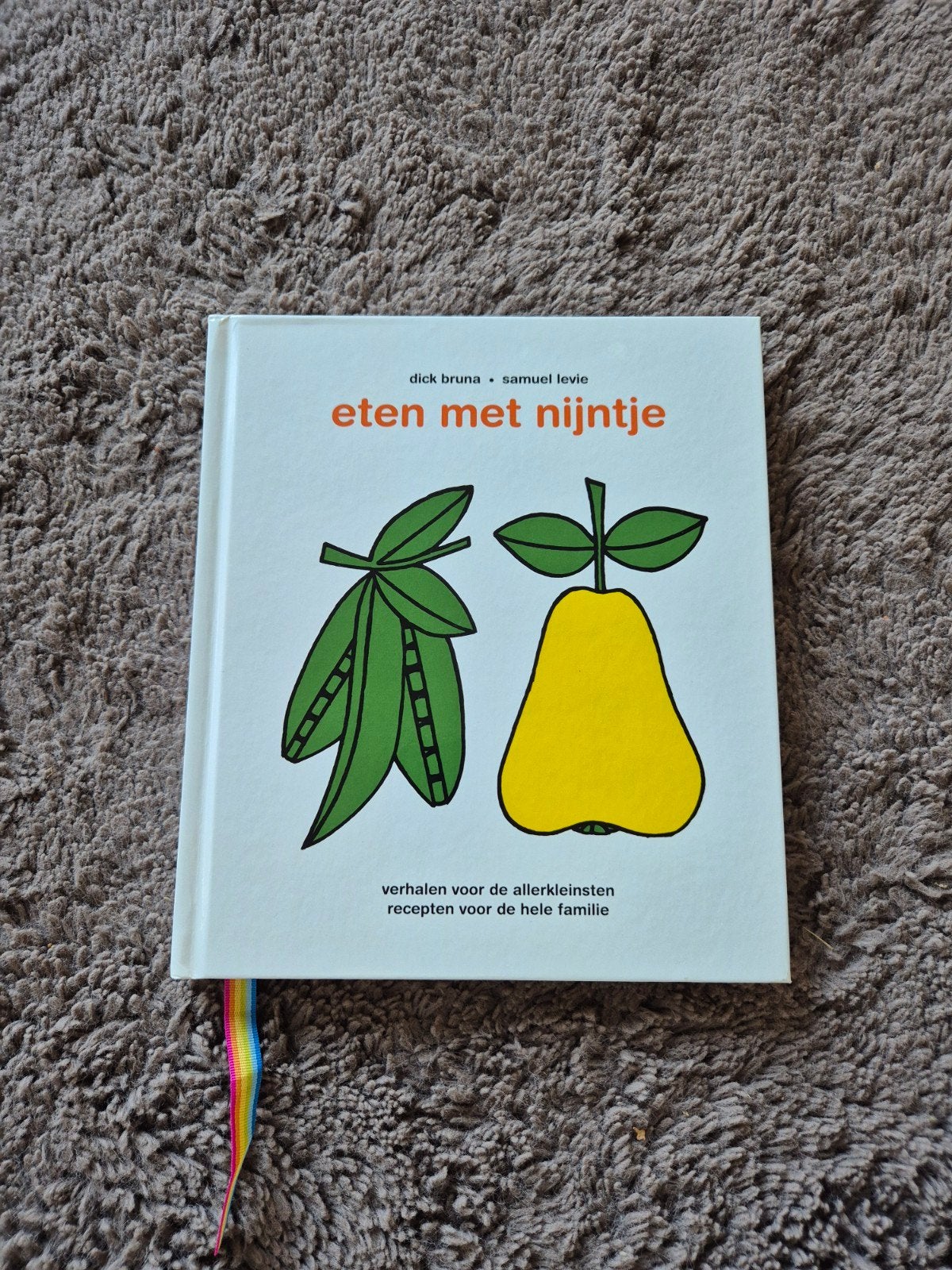 Eten met Nijntje: verhalen en recepten voor het hele gezin, Voorgerechten en Soepen, Gezond koken, Ophalen of Verzenden, Zo goed als nieuw